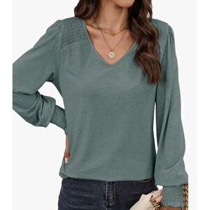 NWT Dokotoo‎ Women's XXL Mist Green Long Sleeve Blouse With Shirred Shoulders